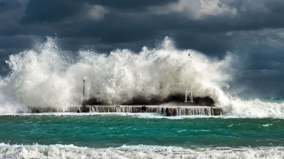 Tragedia alle Calandre: il mare di Ventimiglia restituisce i corpi di due vite spezzate