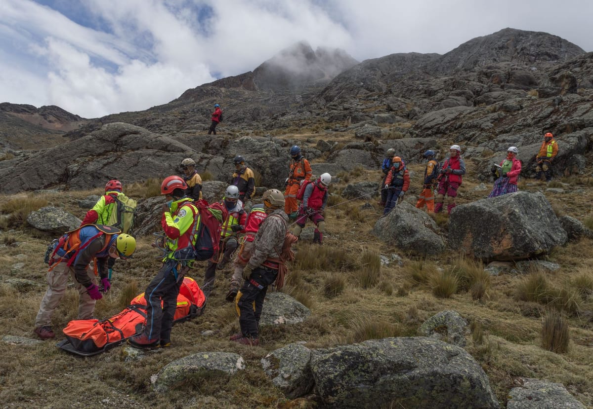 Tragedie sulle Alpi: l'illusione della montagna domata e il costo della sfida