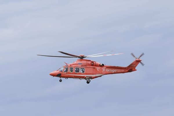 Tragedia sul Lago Maggiore: l'incidente aereo che riaccende il dibattito sui cieli