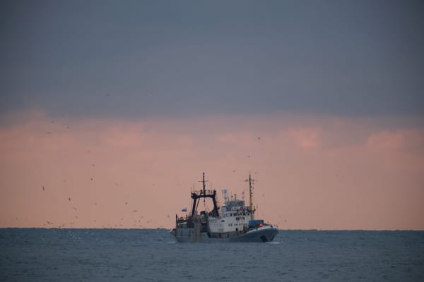 La Crimea nell'angolo: il blocco ucraino e la morsa sulle rotte russe