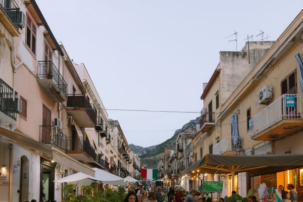 Amazon e il Sud: l’algoritmo incontra la tradizione in Destinazione Sud